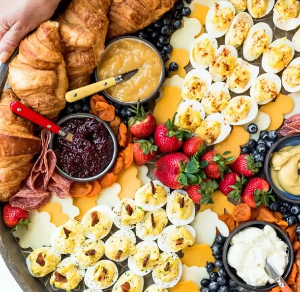 EGGS brunch platter